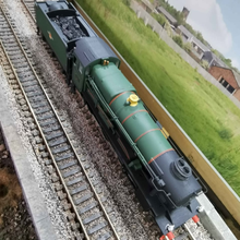 Load image into Gallery viewer, Hornby Railroad Locomotive & Tender - GWR County Class - County of Berks - No. 1002 - OO Gauge - DCC Ready
