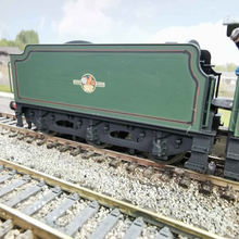 Load image into Gallery viewer, Hornby Railroad Locomotive & Tender - GWR County Class - County of Berks - No. 1002 - OO Gauge - DCC Ready