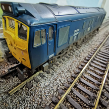 Load image into Gallery viewer, Heljan Class 25 in Weathered BR Blue Livery - Numbered 25034 - Analogue - OO Gauge