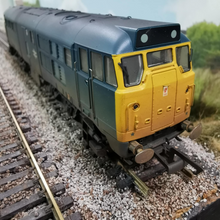 Load image into Gallery viewer, Hornby - Class 31 A1A-A1A Locomotive in BR Blue Livery - No. 31268 - OO Gauge - Analogue