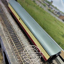 Load image into Gallery viewer, Bachmann - 34-651B - Thompson - BG Coach - Full Brake - BR Crimson & Cream - E162E - OO Gauge