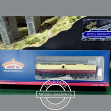 Load image into Gallery viewer, Bachmann - 34-651B - Thompson - BG Coach - Full Brake - BR Crimson & Cream - E162E - OO Gauge