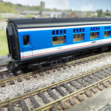 Load image into Gallery viewer, Lima - Network Southeast - Brake Coach - Numbered 35193 - OO Gauge