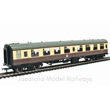 Load image into Gallery viewer, Bachmann - 39-054 - BR Mk1 -SO 2nd Class Open Coach - W3791 - BR WR Chocolate & Cream Livery - OO Gauge