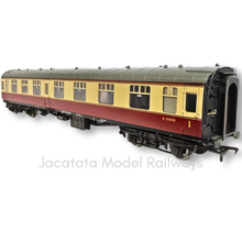 Load image into Gallery viewer, Bachmann - 39-127B - Mk1 - CK - Composite Corridor Coach - BR Crimson & Cream - E15055 - OO Gauge