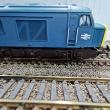 Load image into Gallery viewer, Mainline Class 45 (Peak) Locomotive - The Manchester Regiment - BR Blue - No. 45039 - 00 Gauge - Analogue