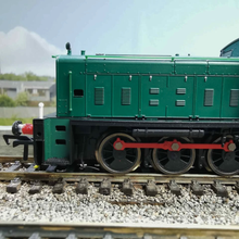 Load image into Gallery viewer, Heljan - Ruston & Hornsby - 165DE - 0-6-0 Diesel Shunter - No.45 - NCB Green - DCC Ready - OO Gauge