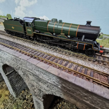 Load image into Gallery viewer, OO Gauge Bachmann Class Jubilee 4-6-0 Locomotive 'Baroda' - Numbered 45587 - Analogue