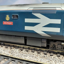 Load image into Gallery viewer, Hornby - Class 50 - BR Co-co Diesel/Electric Locomotive - Ark Royal - Numbered 50 035 - OO Gauge - Analogue