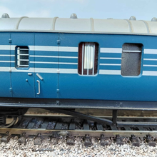 Load image into Gallery viewer, R4218 Hornby LMS Coronation Scot Brake 1st Class Coach - 5052 - LMS Garter Blue - OO Gauge