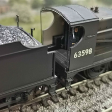 Load image into Gallery viewer, Bachmann Locomotive - 31-004 ex GCR Robinson - BR Black - Early Crest - No. 63598 - 00 Gauge - DCC Ready