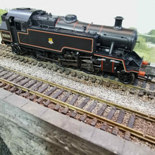 Load image into Gallery viewer, OO Gauge Bachmann Ivatt 2mt 2-6-2 Locomotive with early emblem - 82029 - Analogue