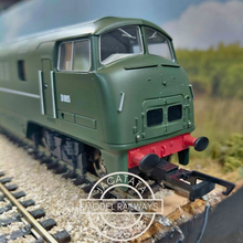 Load image into Gallery viewer, Hornby - R3491 - Class 42 - BR Early - Diesel - Locomotive - Benbow - BR Green Livery - No. D805 - OO Gauge - DCC Ready