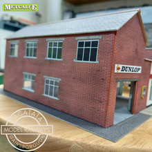 Load image into Gallery viewer, Metcalfe - Constructed - Service Station/Garage - Card Construction Kit Built - OO/HO Gauge