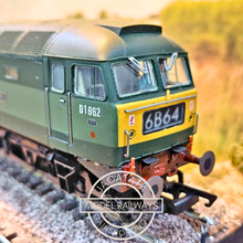 Load image into Gallery viewer, Bachmann/Heljan - Class 47 - Isambard Kingdom Brunel - Diesel Locomotive - BR 2 Tone Green - No. D1662 - OO Gauge