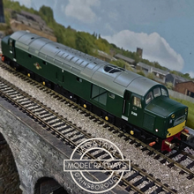 Load image into Gallery viewer, Bachmann - Branchline - 32-475 - Class 40 - No. D368 - British Rail Green Livery - OO Gauge - Analogue