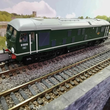 Load image into Gallery viewer, '00' Gauge Bachmann Class 24 in BR Green. (Analogue)