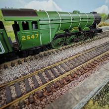Load image into Gallery viewer, Hornby Class A1 4-6-2 Locomotive - Doncaster - O0 Gauge - Analogue