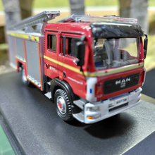 Load image into Gallery viewer, Oxford Diecast - MAN - Avon Fire & Rescue Engine - 1:76 Scale