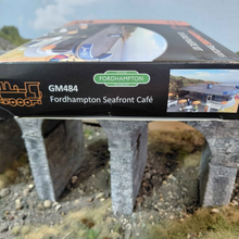 Load image into Gallery viewer, Gaugemaster - Heljan - Structures - Fordhampton Seafront Cafe - Plastic Kit - OO Scale