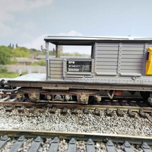 Load image into Gallery viewer, Bachmann - 25T Queen Mary - Stone Barrier - Brake Van - Weathered - OO Gauge
