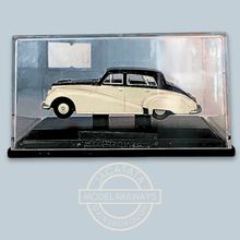 Load image into Gallery viewer, Armstrong Siddeley Star Sapphire - Black and Ivory Reg. No. URD 153- 1:76 Scale Model