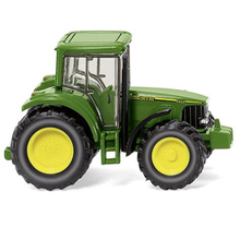 Load image into Gallery viewer, Wiking 0958 02 - John Deere - 6820 - Tractor - N Gauge
