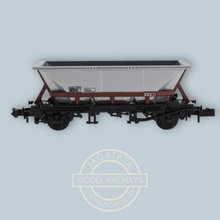 Load image into Gallery viewer, Minitrix - 13277 - HAA Hopper Wagon - With Coal Load - N Gauge - Choice of 1 or 10
