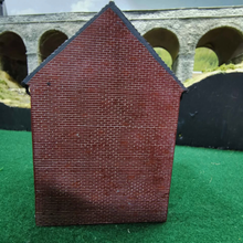 Load image into Gallery viewer, Hornby Hobbies - 2007 - Red Bricked House - OO Gauge
