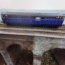 Load image into Gallery viewer, Lima Class 31 Diesel in Mainline Livery - OO Gauge - Analogue
