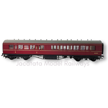 Load image into Gallery viewer, Bachmann - 34-250 - 57' - Ex-LMS - Panelled First and Second Class Corridor Coach - M3565M - BR Maroon Livery - OO Gauge
