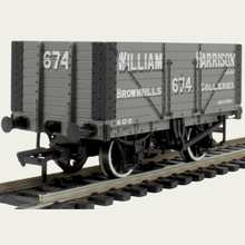 Load image into Gallery viewer, Bachmann Branchline - 37-163 - 8 Plank End Door Wagon - William Harrison Livery - No.674 - OO Gauge
