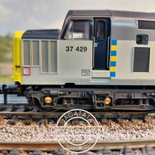 Load image into Gallery viewer, ViTrains Models - Class 37 - Locomotive - Eisteddfod Genedlaethol - Railfreight Construction Livery - No. 37429 - OO Gauge - DCC Ready
