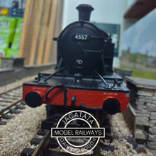 Load image into Gallery viewer, Bachmann  - 32-129 - Class 45XX - 2-6-2 - Prairie Tank - Locomotive - BR Lined Black - Early Emblem - No.4557 - OO Gauge - Analogue
