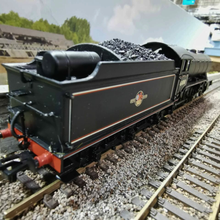 Load image into Gallery viewer, Bachmann Locomotive - Class K3 - BR Lined Black - Early Emblem - Renumbered - No. 61818 - 00 Gauge - DCC Ready
