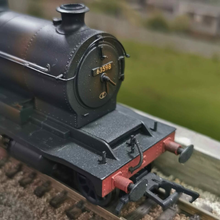 Load image into Gallery viewer, Bachmann Locomotive - 31-004 ex GCR Robinson - BR Black - Early Crest - No. 63598 - 00 Gauge - DCC Ready
