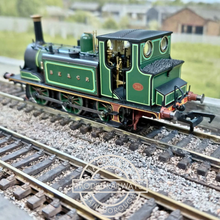 Load image into Gallery viewer, Hornby - R3782 - SE &amp; CR - A1/A1X Class - Terrier - 0-6-0T - Steam Locomotive - No.751 - OO Gauge - DCC Ready
