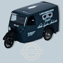 Load image into Gallery viewer, Oxford Diecast - 76TV009 - Trivan - S Smith Windscreens - VMX 467 - 1:76 Scale Model
