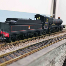 Load image into Gallery viewer, OO Gauge Bachmann BR Black 4-6-0 Locomotive 'Erlestoke Manor' - No. 7812 - Analogue
