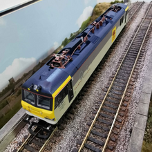 Load image into Gallery viewer, Lima Class 92 - &#39;Vaughan Williams&#39; - OO Gauge - DCC Fitted
