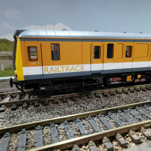 Load image into Gallery viewer, Hornby Railroad - Class 960 - Railtrack Sandite Unit - R30194 - No.960021 - DCC Ready - OO Gauge
