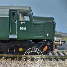 Load image into Gallery viewer, Bachmann - Branchline - 32-475 - Class 40 - No. D368 - British Rail Green Livery - OO Gauge - Analogue
