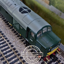 Load image into Gallery viewer, Bachmann - Branchline - 32-475 - Class 40 - No. D368 - British Rail Green Livery - OO Gauge - Analogue
