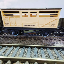 Load image into Gallery viewer, Hornby 0-6-0 - The World Of Thomas The Tank Engine - Devious Diesel Train Set - 1987 to 1989 - OO Gauge - Analogue
