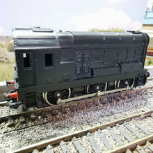 Load image into Gallery viewer, Hornby 0-6-0 - The World Of Thomas The Tank Engine - Devious Diesel Train Set - 1987 to 1989 - OO Gauge - Analogue
