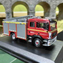 Load image into Gallery viewer, Oxford Diecast - MAN - Avon Fire &amp; Rescue Engine - 1:76 Scale
