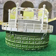 Load image into Gallery viewer, Hornby Hobbies Ltd - 2007 - Gasometer - Small - OO Gauge
