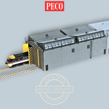 Load image into Gallery viewer, Peco - LK80 - Mainways Lineside Kit - Train Shed Unit - OO/HO Gauge
