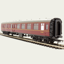 Load image into Gallery viewer, Hornby - R4352 - BR Mk1 - Brake 2nd Class Coach - M34655 - BR Maroon - OO Gauge
