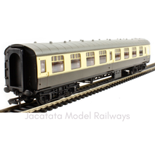 Load image into Gallery viewer, Hornby - R4354 - BR Mk1 - SK Second Corridor Coach - W24330 - BR Chocolate &amp; Cream Livery - Railroad Range - OO Gauge
